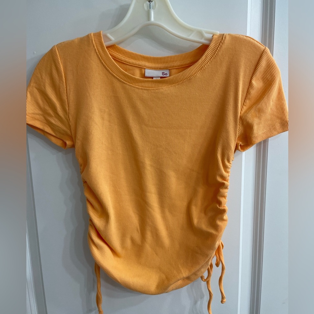 SO juniors rouched side crop top size small